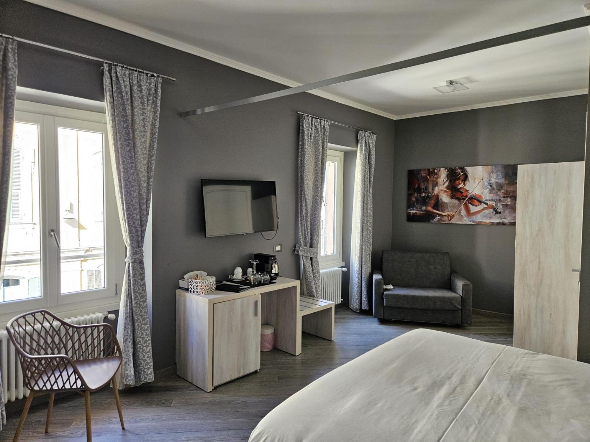 Prima Fila Premium Guest House Sanremo Bagian luar foto