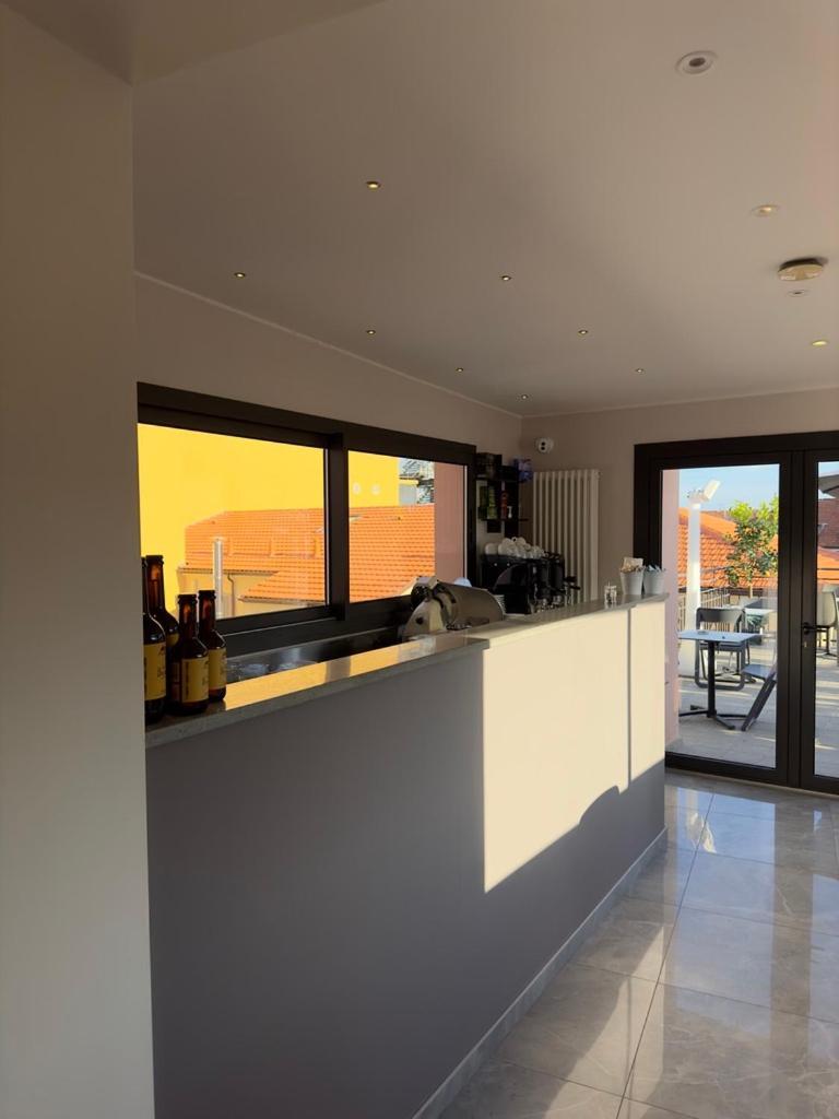 Prima Fila Premium Guest House Sanremo Bagian luar foto